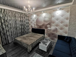 Apartment LUX on Stalevarov (Prospect Soborniy) Ukraine Moll